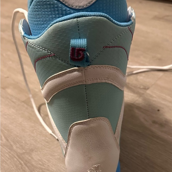 Burton Women’s Coco Sz 10 Snowboard Boots - Picture 8 of 11